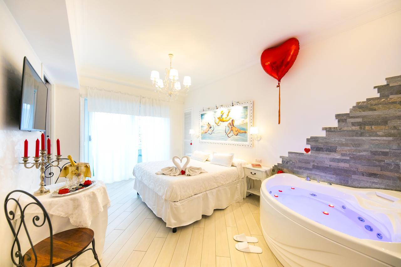 Suites Roma Tiburtina Elegance エクステリア 写真